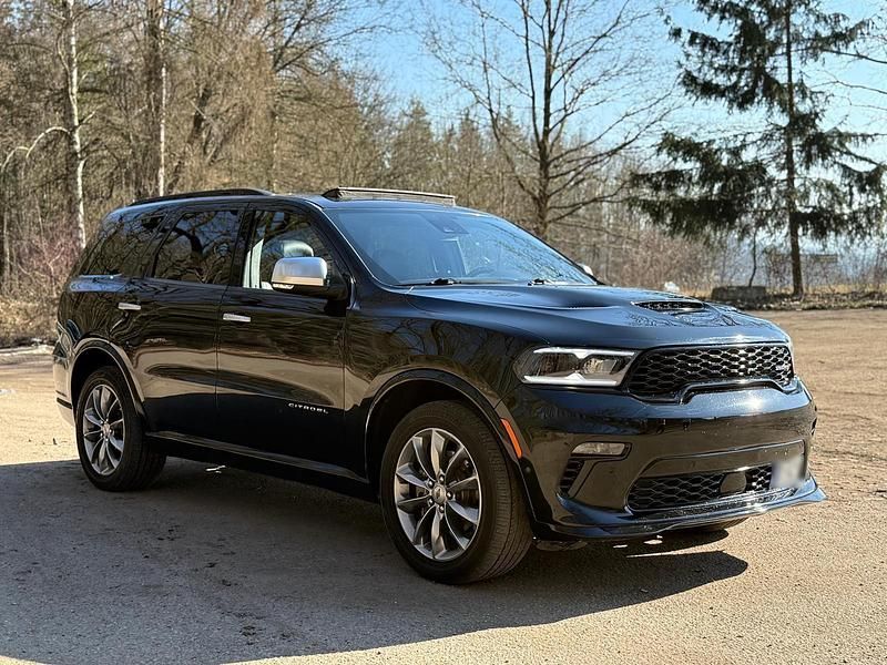 Gebraucht Dodge Durango 370 PS (272 kW) 2022 Schwarz SUV