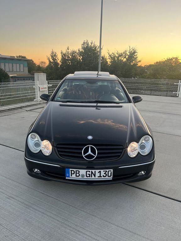 Gebraucht Mercedes CLK500 Elegance 306 PS (225 kW) 2004 Schwarz Coupé