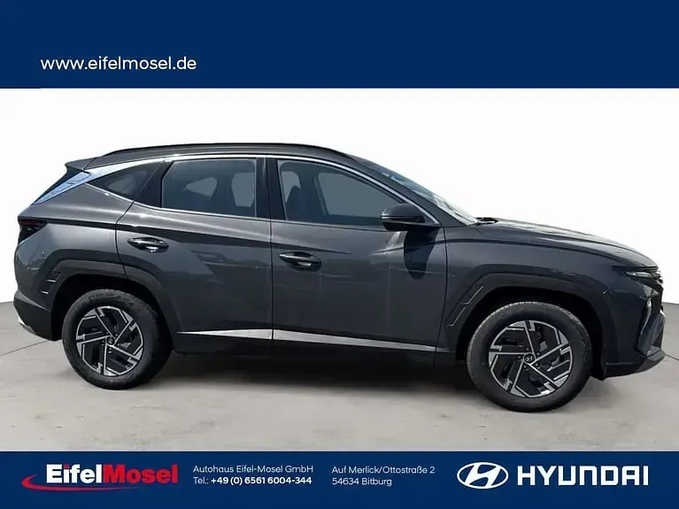 Neu Hyundai Tucson Select 150 PS (110 kW) 2025 Grau SUV