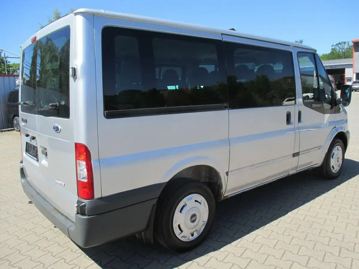 Gebraucht Ford Transit Trend 86 PS (63 kW) 2010 Grau Kombi
