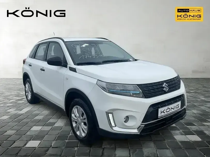 Gebraucht Suzuki Vitara Club 129 PS (94 kW) 2023 Weiss SUV