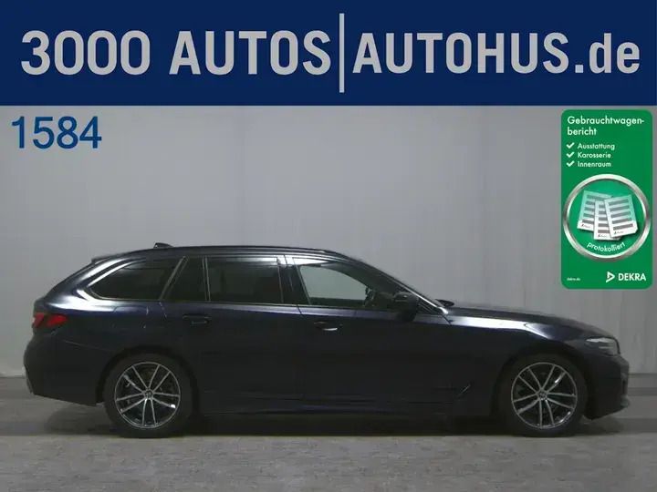 Saphirschwarz metallic Gebraucht 2021 BMW 540 M Sport Limousine | 45.826 € (Guter Preis) - Bild 1/2