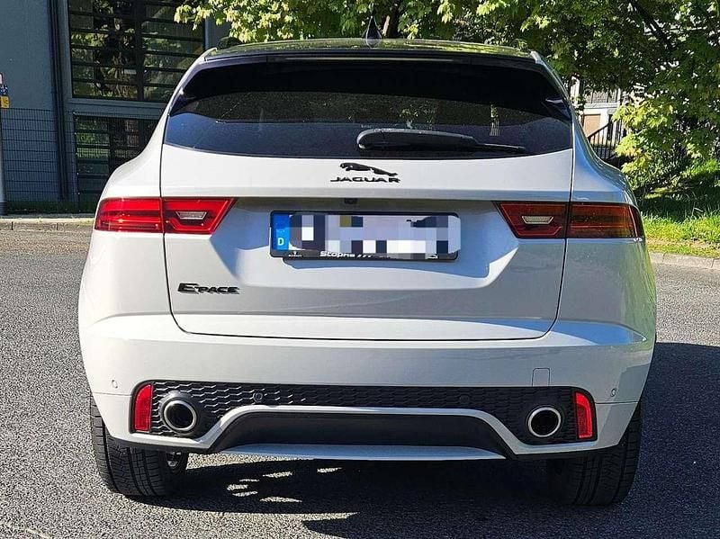 Second-hand Jaguar E-Pace R-Dynamic 179 CP (131 kW) 2018 Gri SUV
