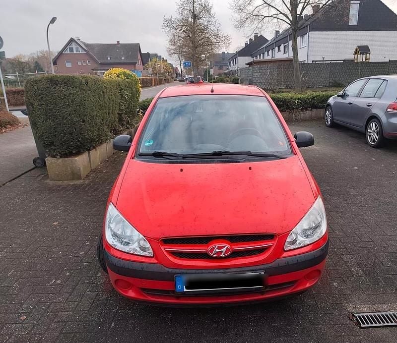 Rot Gebraucht 2007 Hyundai Getz Kleinwagen | 750 € (Superpreis) - Bild 1/4