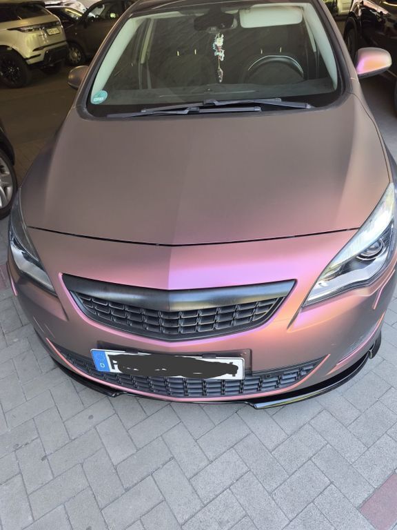 Violet Gebraucht 2011 Opel Astra Design Edition Limousine | 5.000 € (Fairer Preis) - Bild 1/4