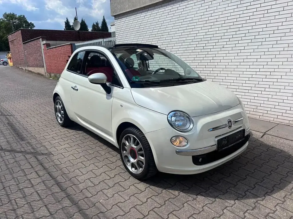 Gebraucht Fiat 500 Lounge 101 PS (74 kW) 2011 Weiß Cabrio