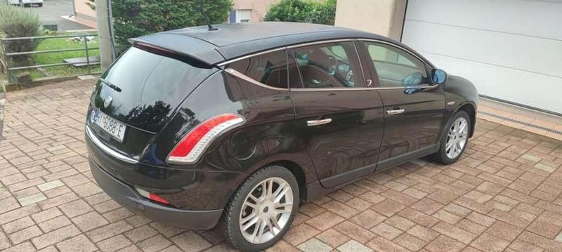 Gebraucht 2010 Lancia Delta S Kleinwagen | 1.690 € - Bild 1/4