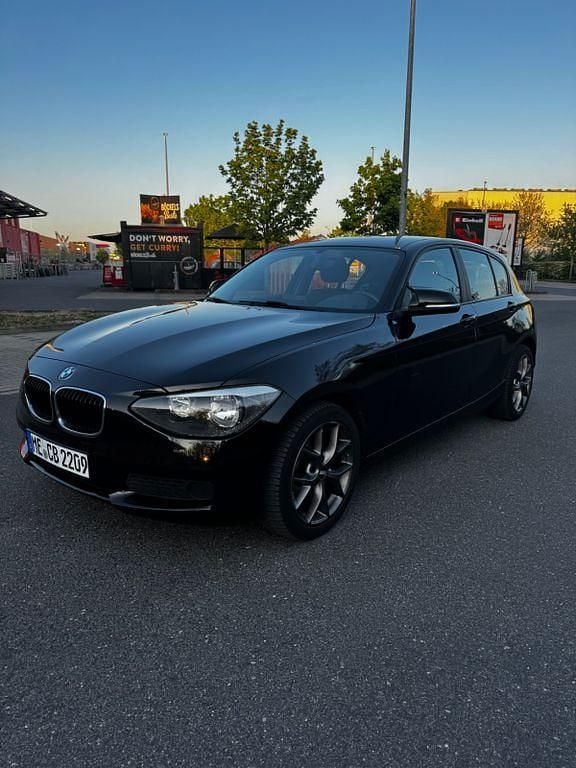 Second-hand BMW 114 102 CP (75 kW) 2014 Negru Hatchback