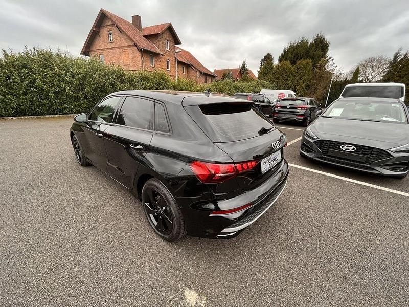 Neu Audi A3 Advanced 150 PS (110 kW) 2026 Schwarz Limousine