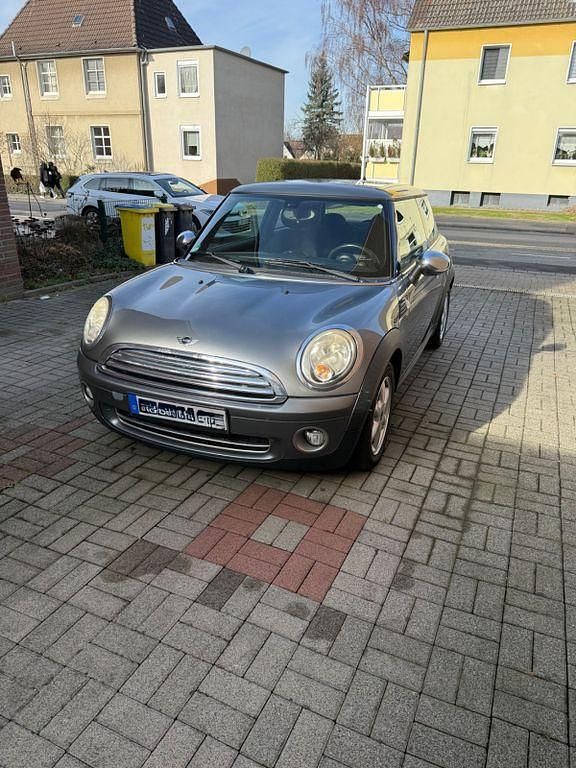Gebraucht Mini ONE 98 PS (72 kW) 2010 Grau Kleinwagen