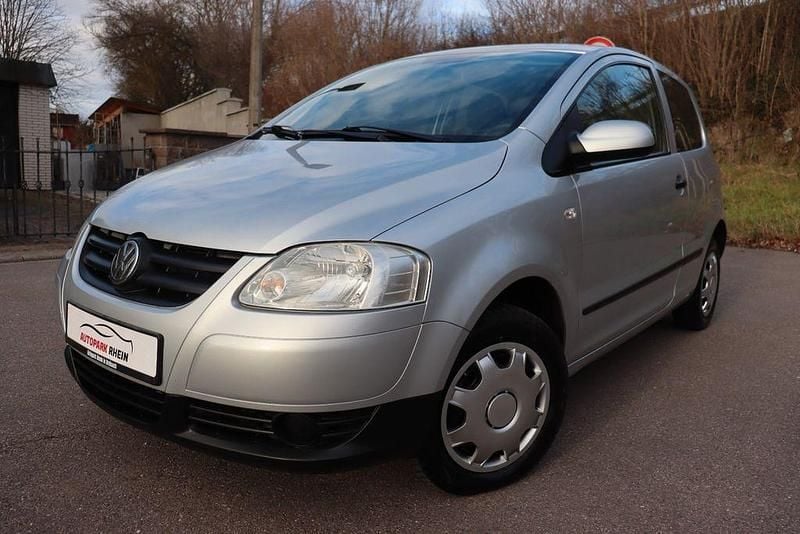 Second-hand VW Fox 54 CP (39 kW) 2008 Argintiu Hatchback