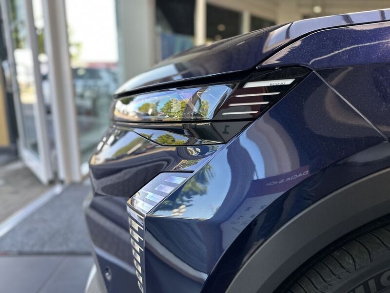 Gebraucht Renault Scenic E-Tech Techno 160 kW (218 PS) 2024 Blau SUV