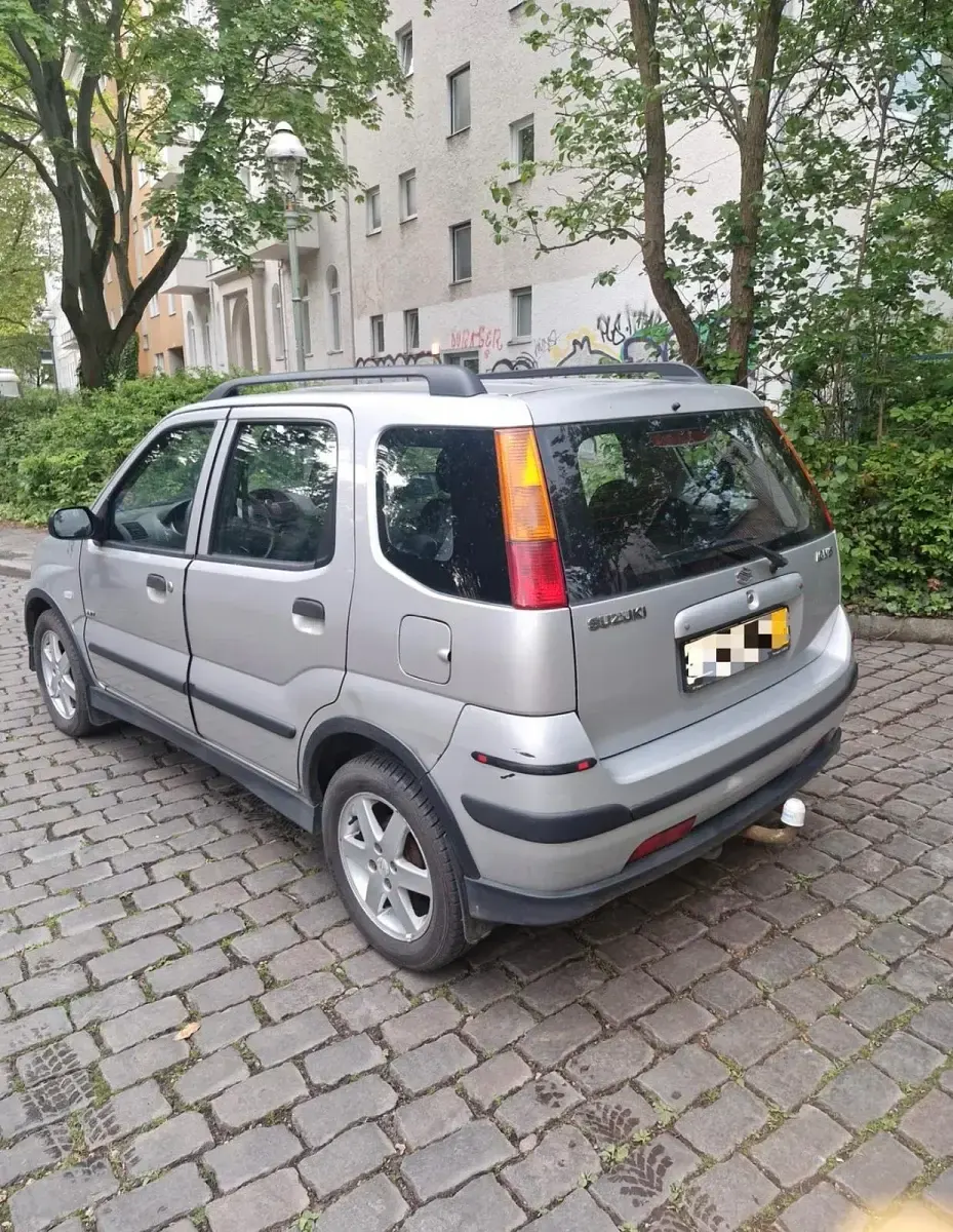 Gebraucht Suzuki Ignis 99 PS (72 kW) 2004 Silber Kleinwagen