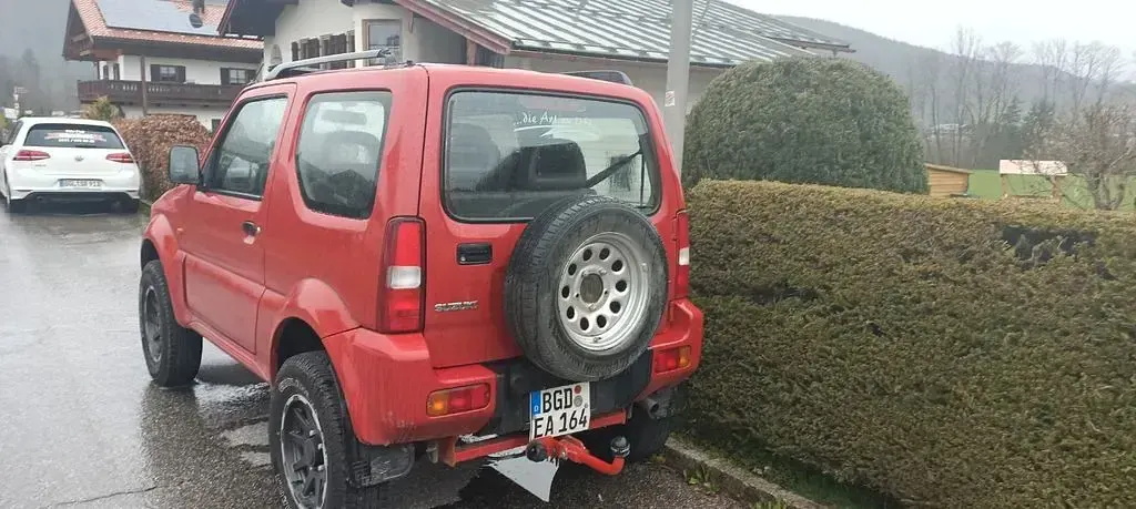 Używany Suzuki Jimny 80 KM (58 kW) 2000 Czerwony SUV