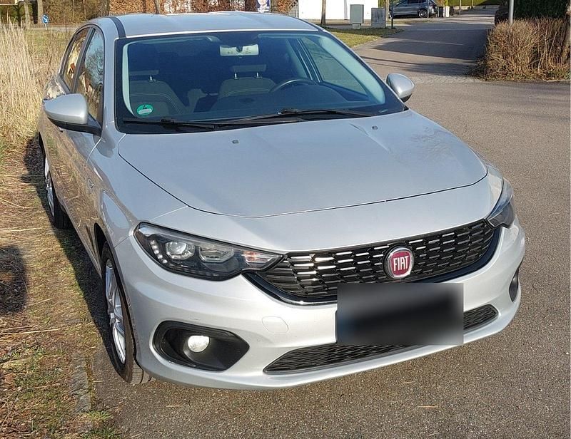 Gebraucht Fiat Tipo 120 PS (88 kW) 2017 Grau Kombi