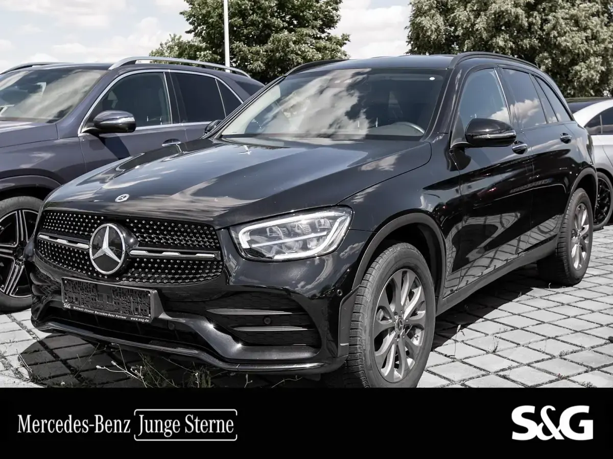 Gebraucht Mercedes GLC300 AMG 194 PS (142 kW) 2021 SUV