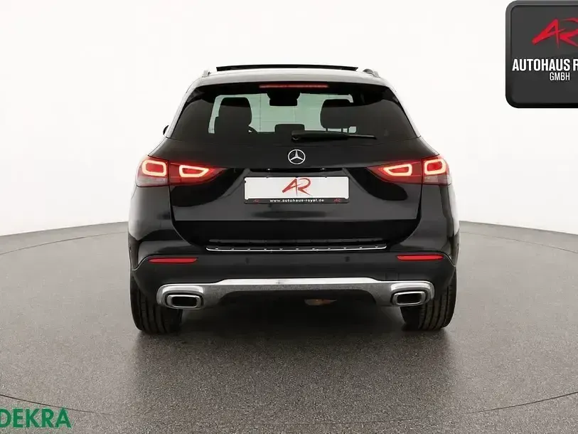 Gebraucht Mercedes GLA200 150 PS (110 kW) 2022 Schwarz SUV