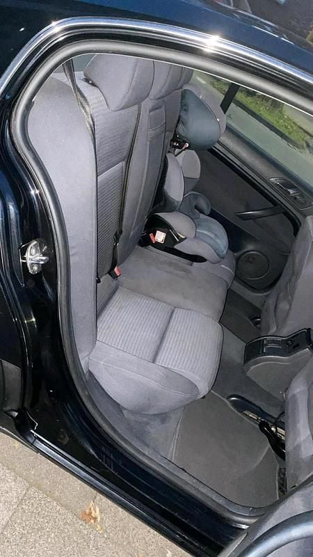 Gebraucht Skoda Superb 116 PS (85 kW) 2002 Schwarz Limousine