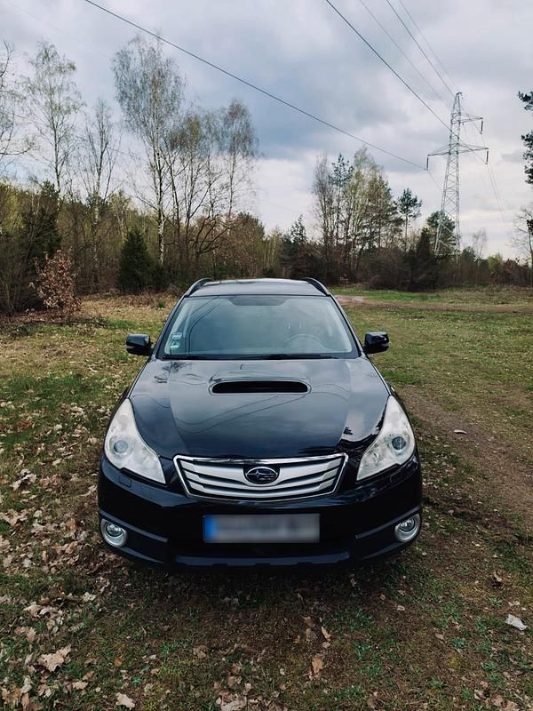 Gebraucht Subaru Legacy 150 PS (110 kW) 2011 Schwarz Kombi