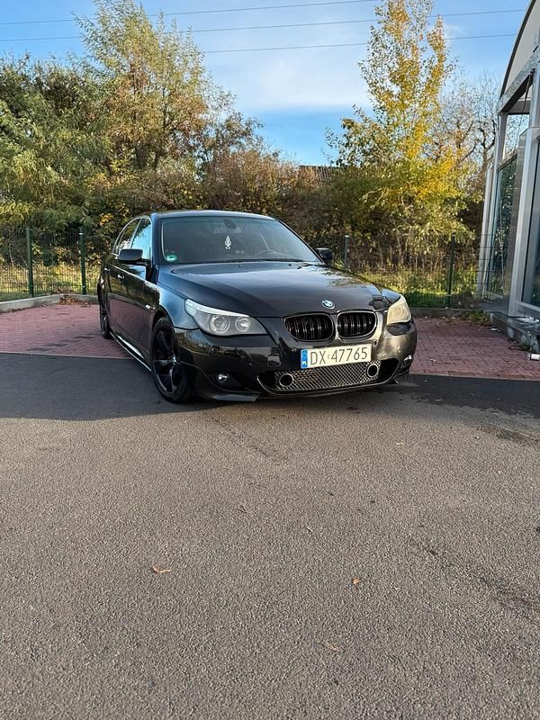 Schwarz Gebraucht 2005 BMW 535 Limousine | 5.700 € (Superpreis) - Bild 1/4