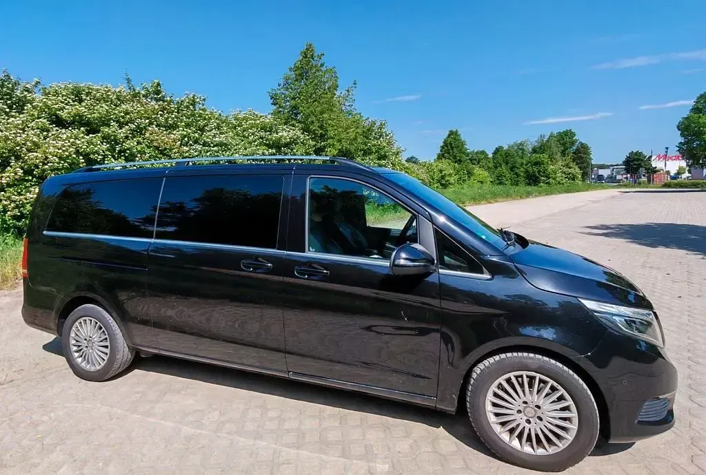 Gebraucht Mercedes V250 Avantgarde 190 PS (139 kW) 2019 Schwarz Van / Kleinbus