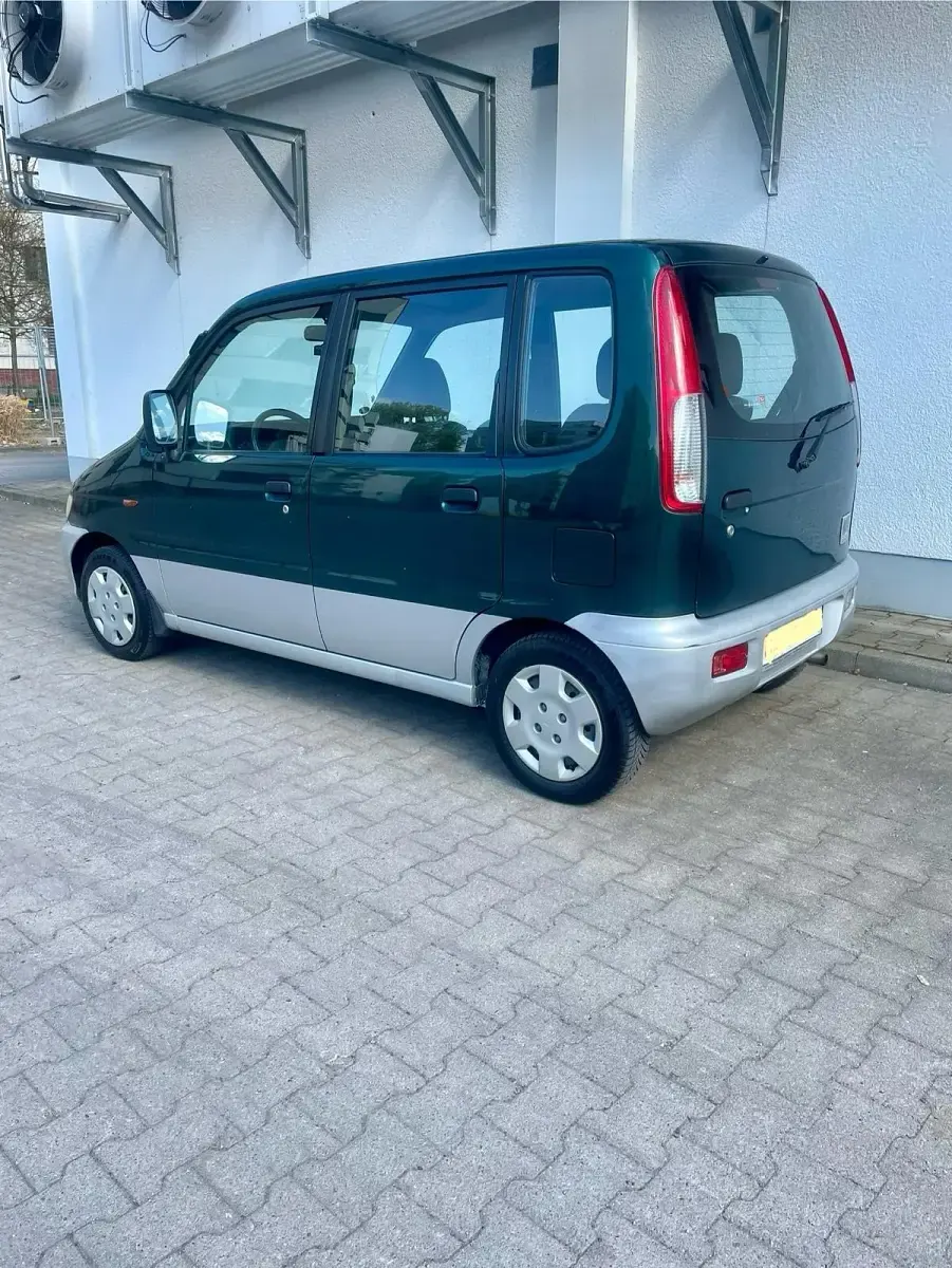 Gebraucht Daihatsu Move 56 PS (41 kW) 2002 Grün Van / Kleinbus