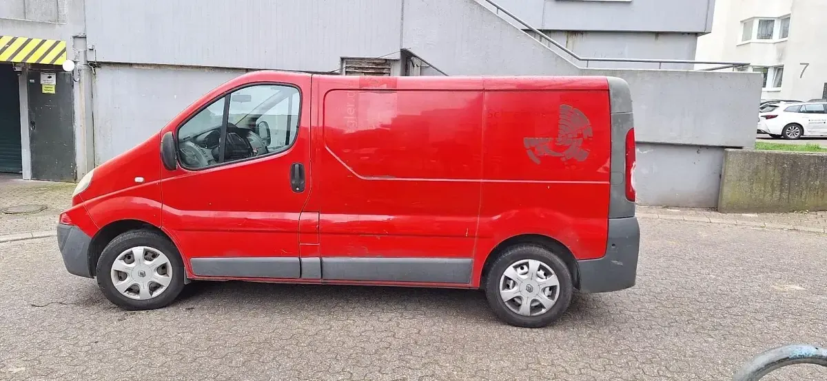 Occasion Renault Traffic 90 ch (66 kW) 2011 Monospace