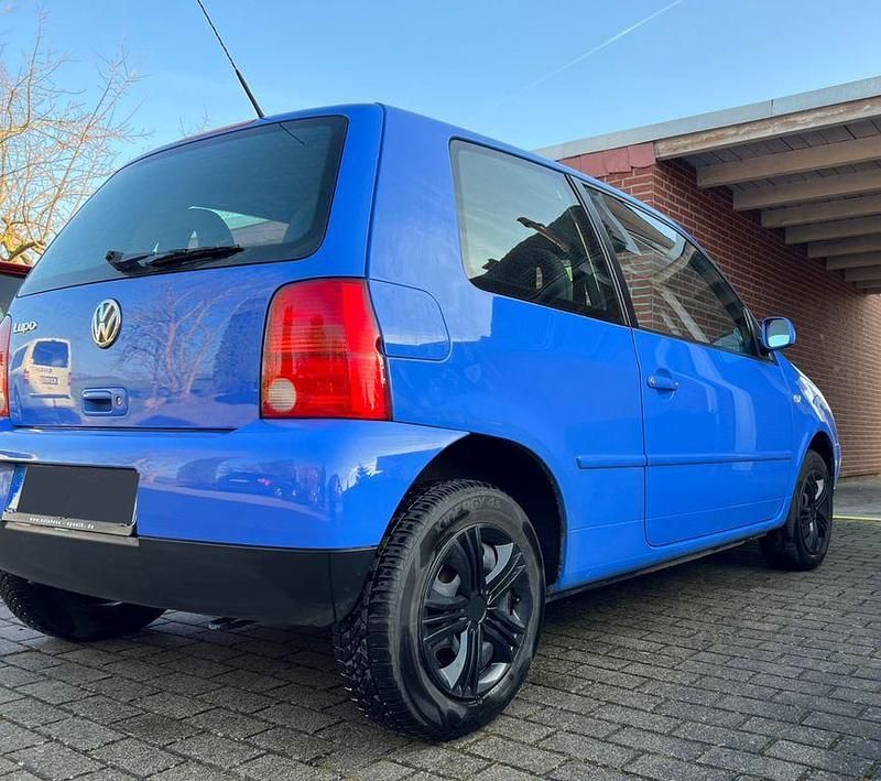 Gebraucht VW Lupo Basis 50 PS (36 kW) 2002 Blau Kleinwagen