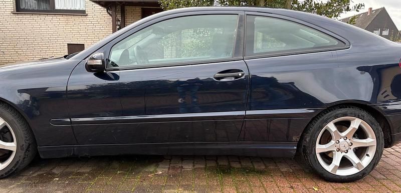 Gebraucht Mercedes C200 122 PS (89 kW) 2004 Coupé