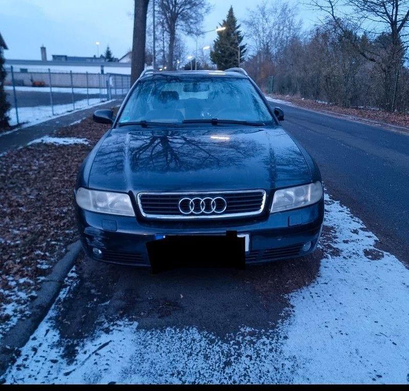 Gebraucht Audi A4 Performance 125 PS (91 kW) 1997 Schwarz Kombi