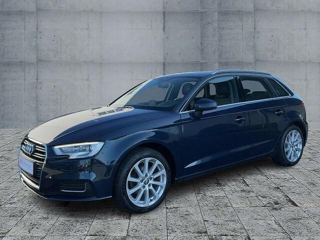 Gebraucht Audi A3 Design 150 PS (110 kW) 2017 Andere farbe Limousine