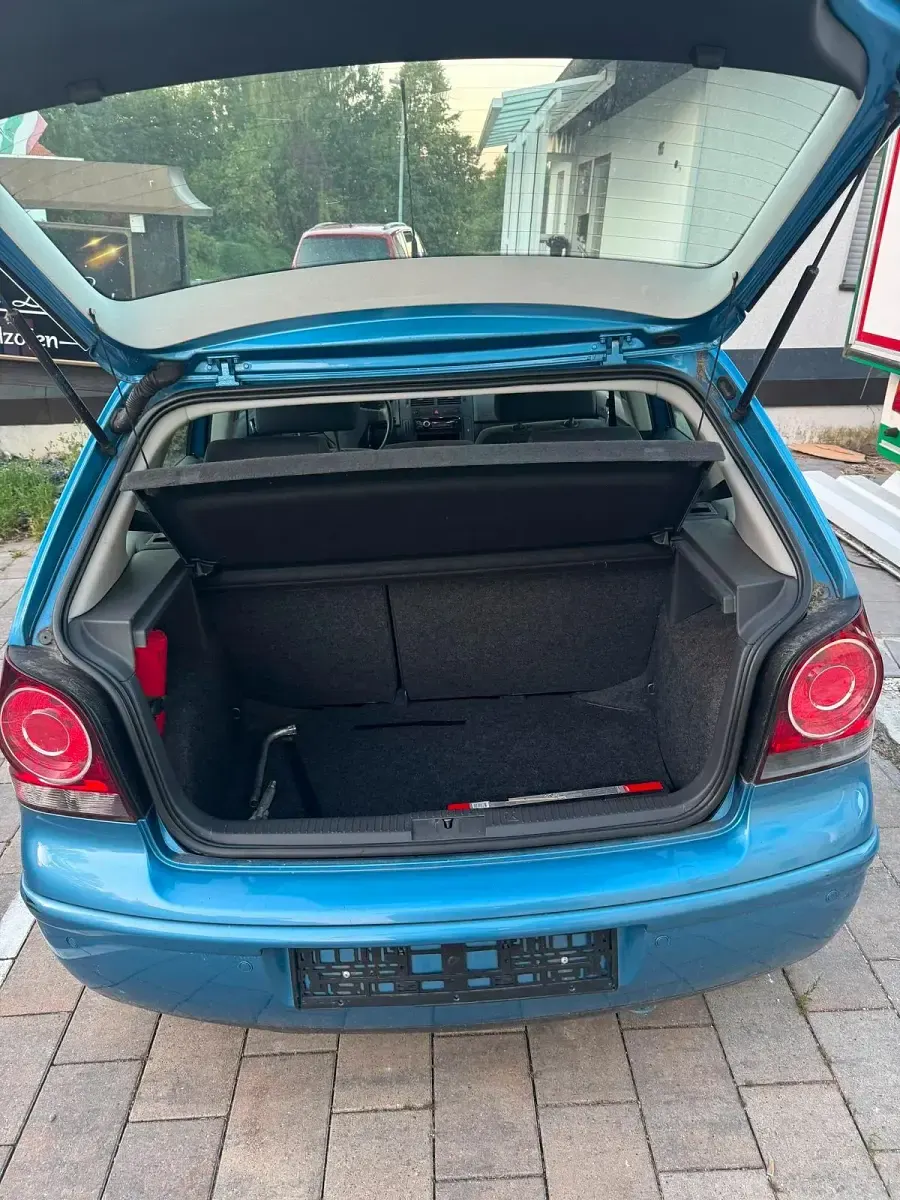 Gebraucht VW Polo 65 PS (47 kW) 2007 Blau Kleinwagen
