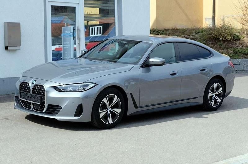 Gebraucht BMW 420 190 PS (139 kW) 2022 Skyscraper grau Coupé