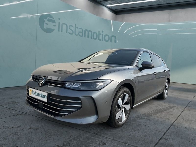 Gebraucht VW Passat Business 204 PS (150 kW) 2024 Grau Kombi