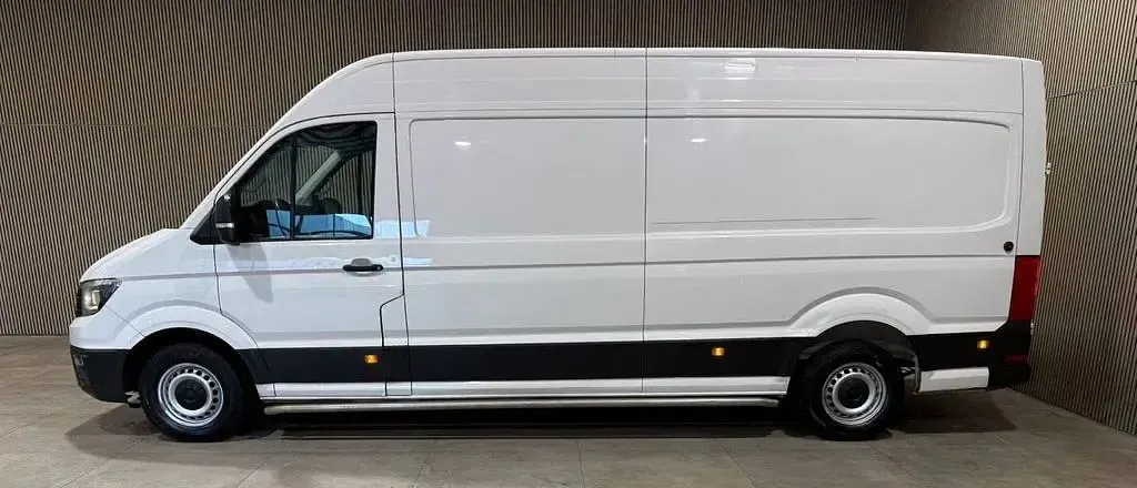Gebraucht VW Crafter 177 PS (130 kW) 2021 Weiß Van