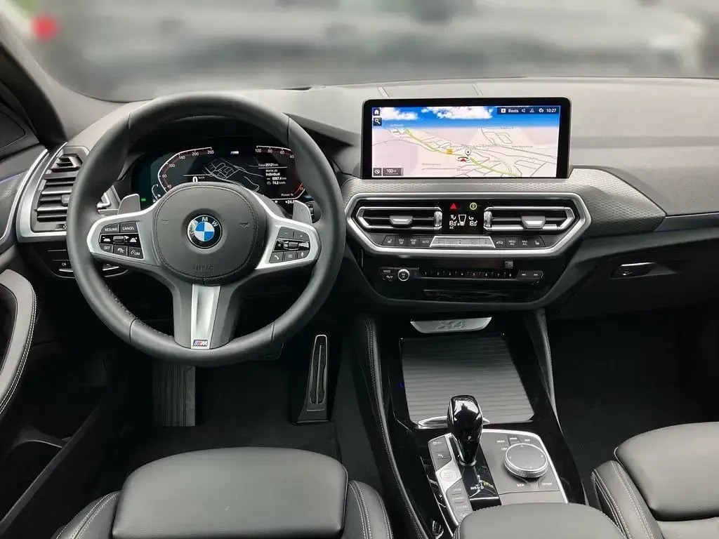 Gebraucht BMW X4 M Sport 184 PS (135 kW) 2025 Grau SUV