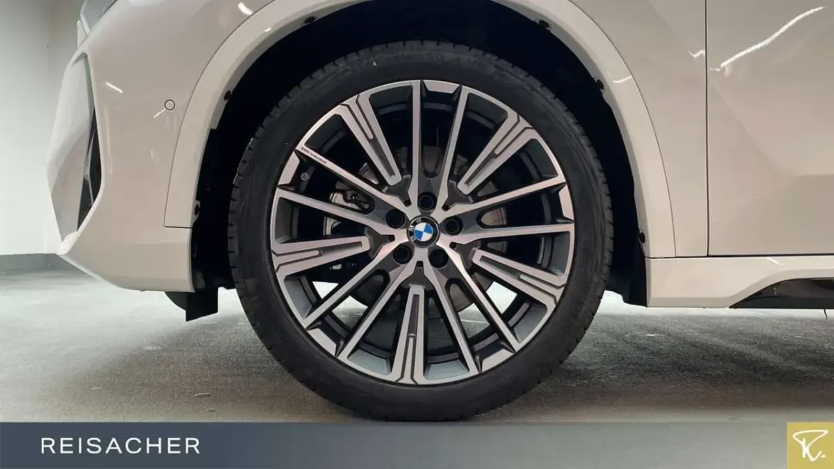 Gebraucht BMW X1 M Sport 218 PS (160 kW) 2025 Alpinweiß uni SUV