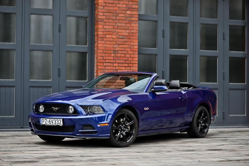 Blau Gebraucht 2014 Ford Mustang Cabrio | 18.500 € (Fairer Preis) - Bild 1/4