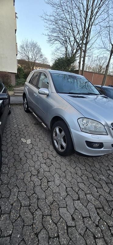 Gebraucht Mercedes ML420 306 PS (225 kW) 2008 Grau SUV