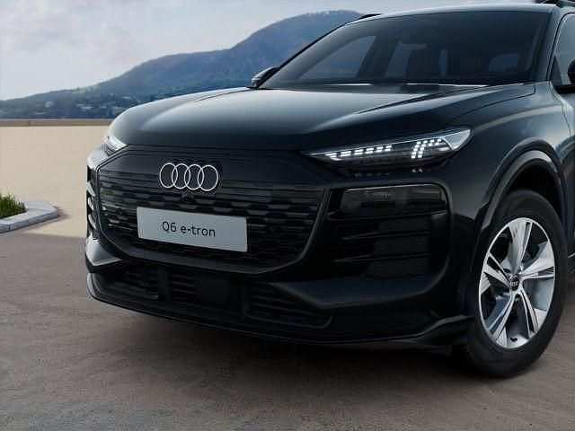 Nowe Audi Q6 e-tron Sport 185 kW (252 KM) 2026 Czarny SUV