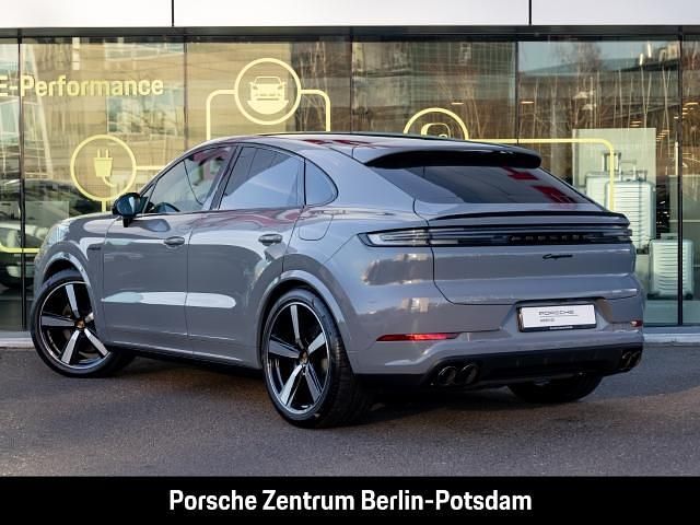 Second-hand Porsche Cayenne Black Edition 470 CP (345 kW) 2026 Gri SUV