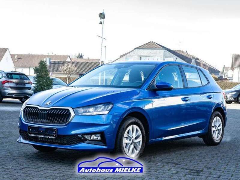 Blau Neu 2025 Skoda Fabia Selection Limousine | 19.490 € (Fairer Preis) - Bild 1/4