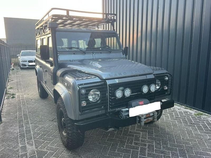 Gebraucht Land Rover Defender SE 122 PS (89 kW) 2012 Grau SUV