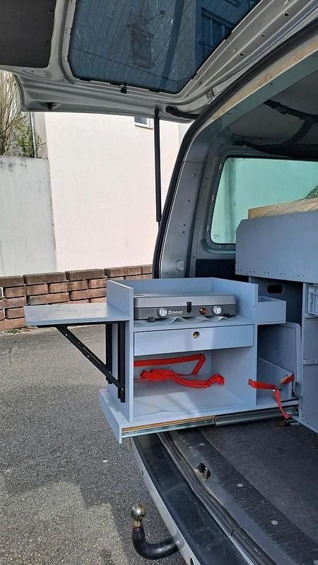 Second-hand VW T5 130 CP (95 kW) 2007 Argintiu Van