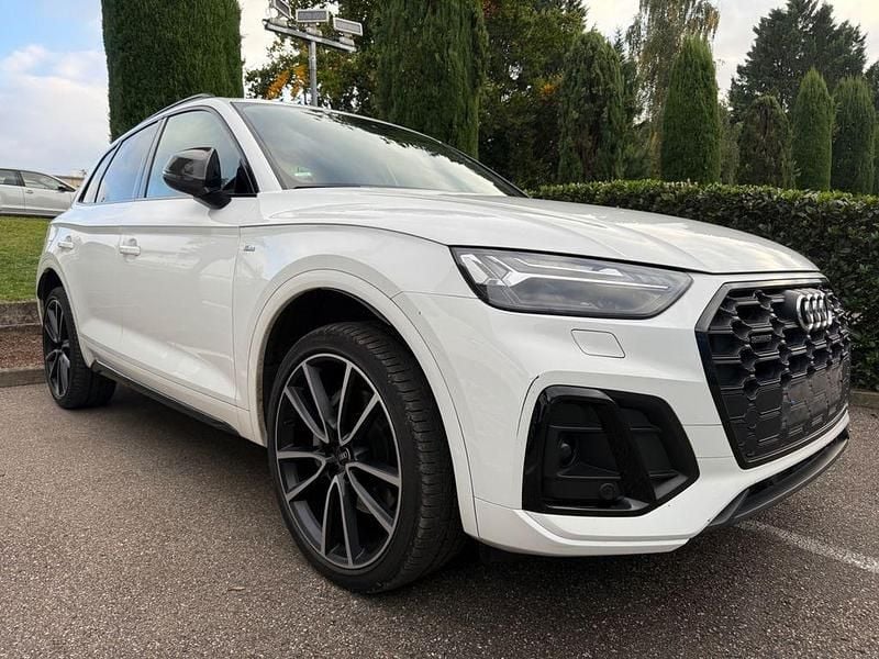 Weiß Gebraucht 2021 Audi Q5 S-Line SUV | 28.200 € (Superpreis) - Bild 1/4