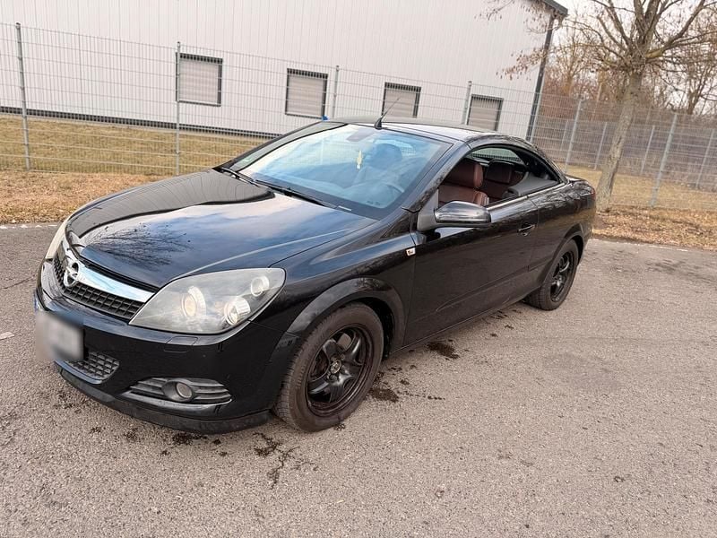 Gebraucht Opel Astra Cabriolet 150 PS (110 kW) 2008 Schwarz Cabrio