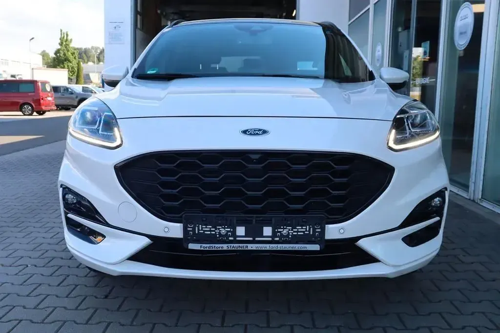 Gebraucht Ford Kuga ST-Line X 190 PS (139 kW) 2022 Weiß SUV