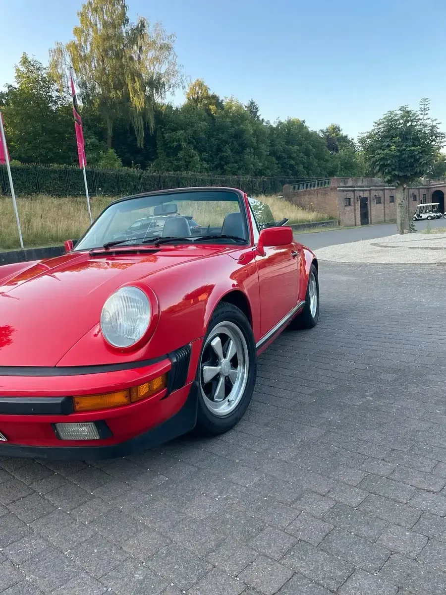 Gebraucht Porsche 930 218 PS (160 kW) 1987 Rot Cabrio