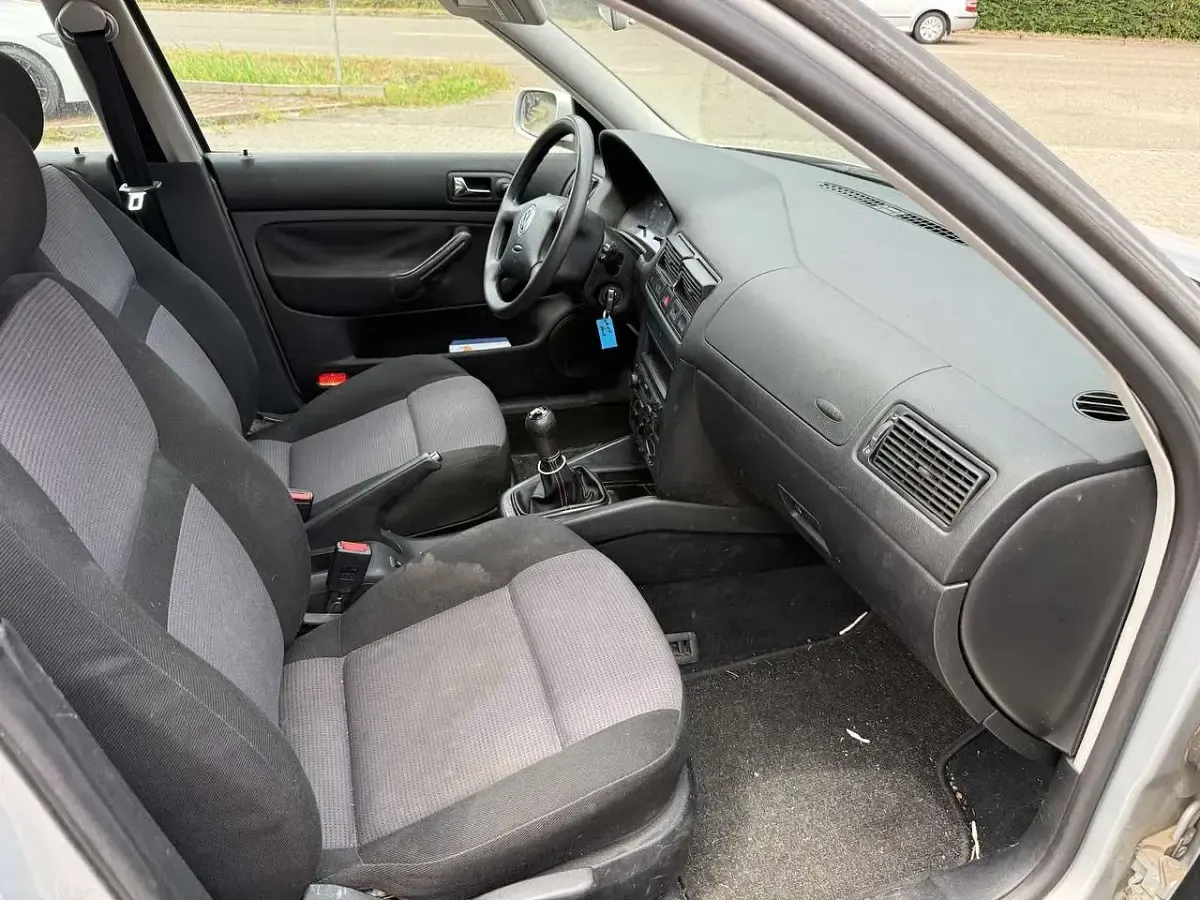 Gebraucht VW Golf IV 75 PS (55 kW) 2000 Silber Kombi