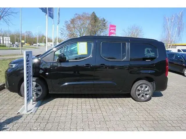 Gebraucht Opel Combo 131 PS (96 kW) 2024 Van / Kleinbus